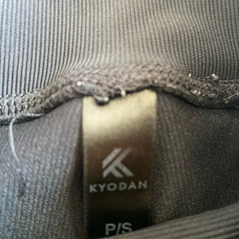 Workout pants - Picture 3 of 3